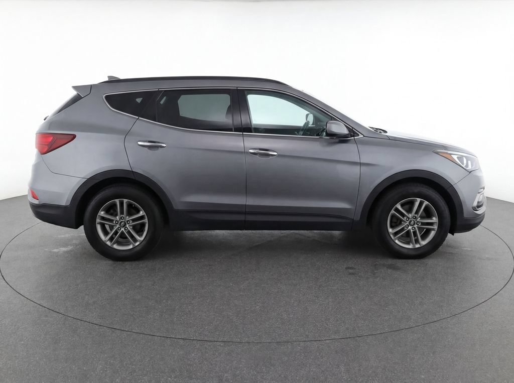Used 2017 Hyundai Santa Fe Sport FWD image 8