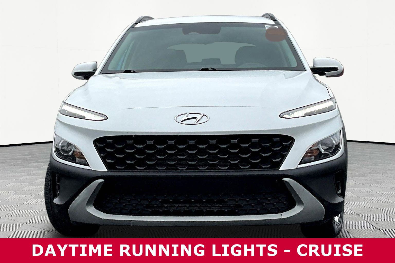 Used 2022 Hyundai Kona SEL image 3