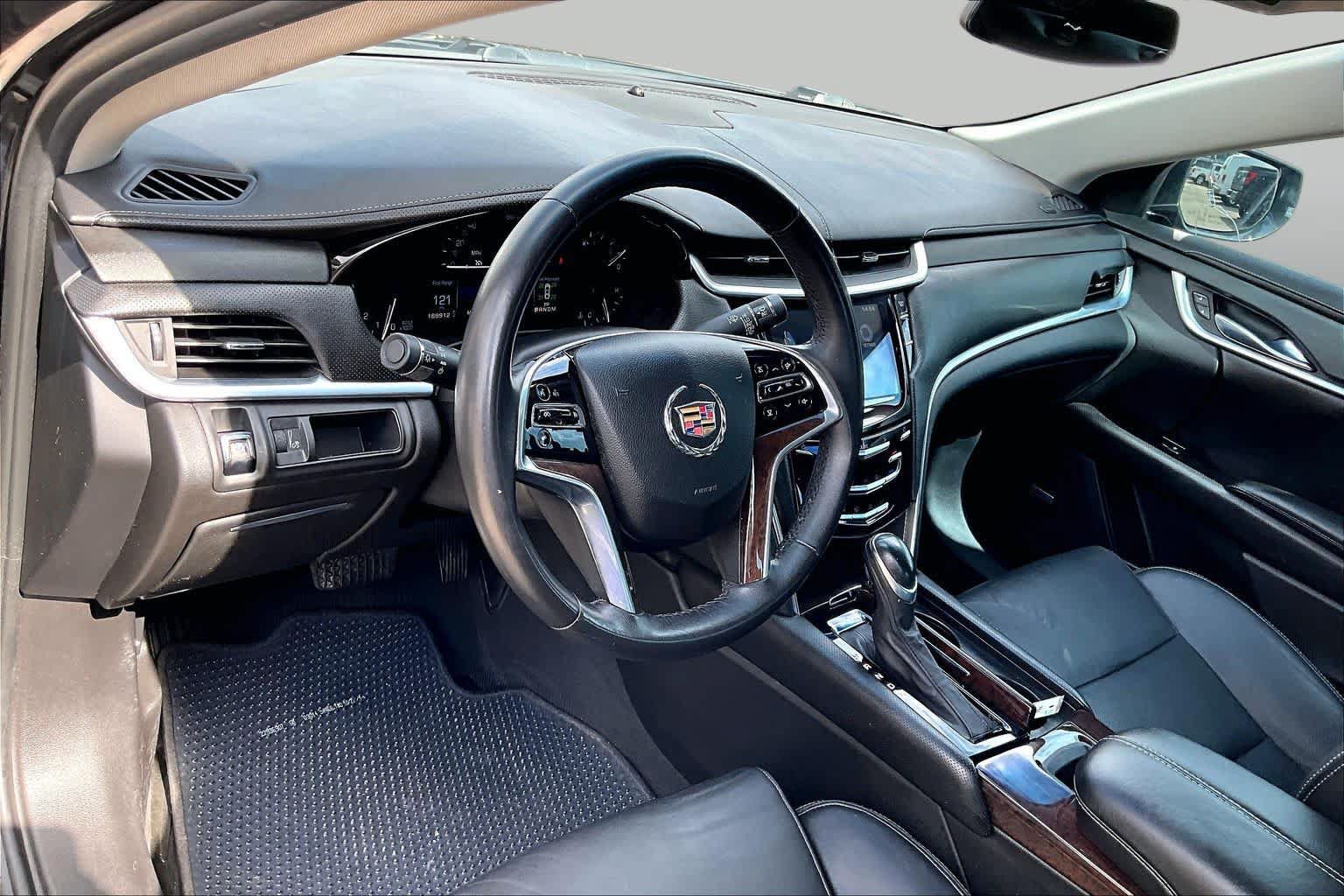 Used 2015 Cadillac XTS FWD image 18