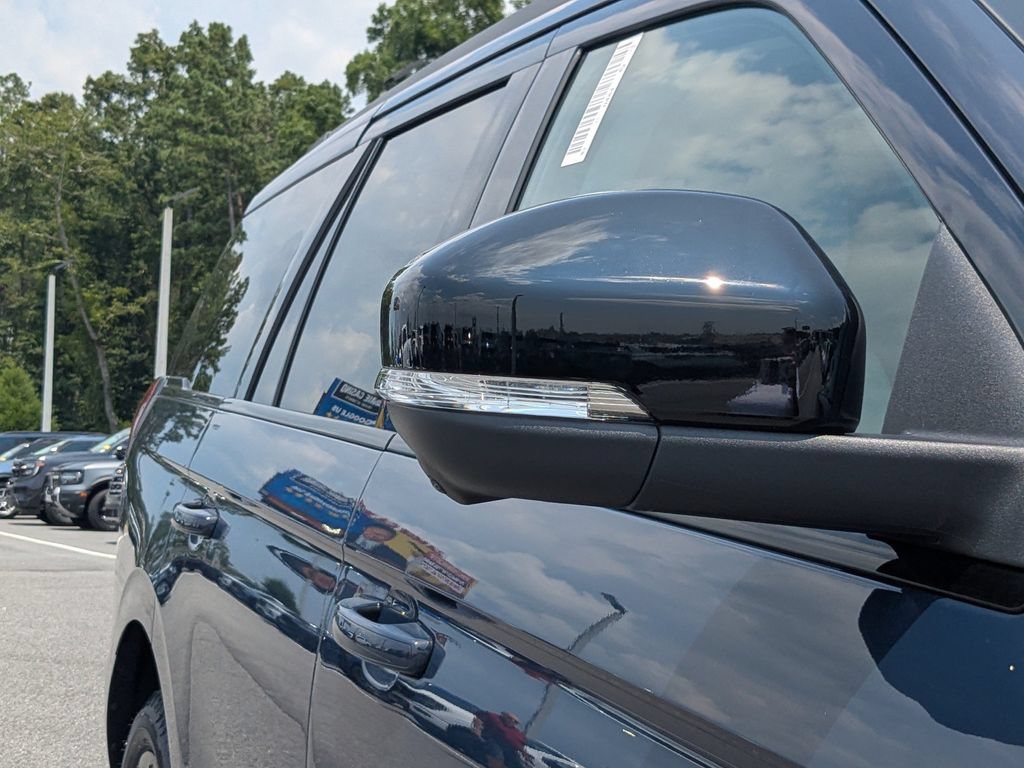 New 2027 Ford Expedition Platinum AWD/4WD image 11