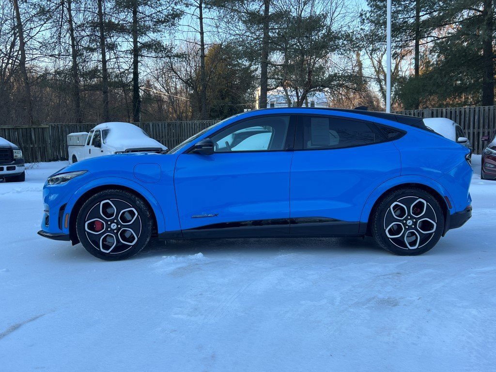 Certified 2023 Ford Mustang Mach-E GT image 3