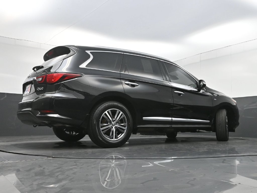 Used 2020 INFINITI QX60 Luxe w/ Essential Package FWD image 36