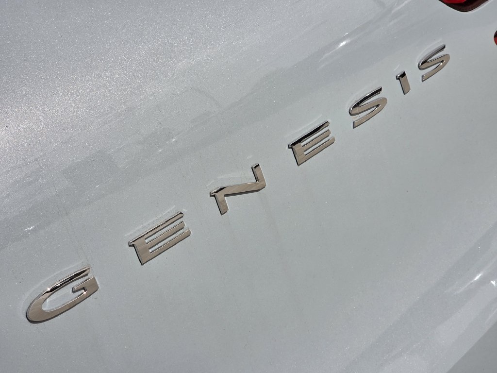 New 2027 Genesis GV70 3.5T Prestige AWD/4WD image 13