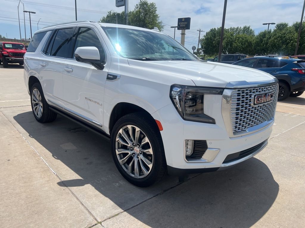 Used 2021 GMC Yukon Denali w/ Denali Premium Package AWD/4WD image 1