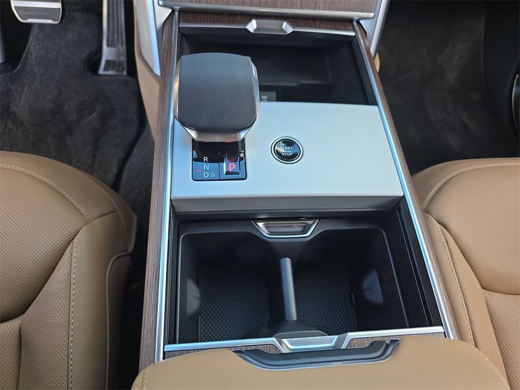 New 2026 Land Rover Range Rover SE image 26