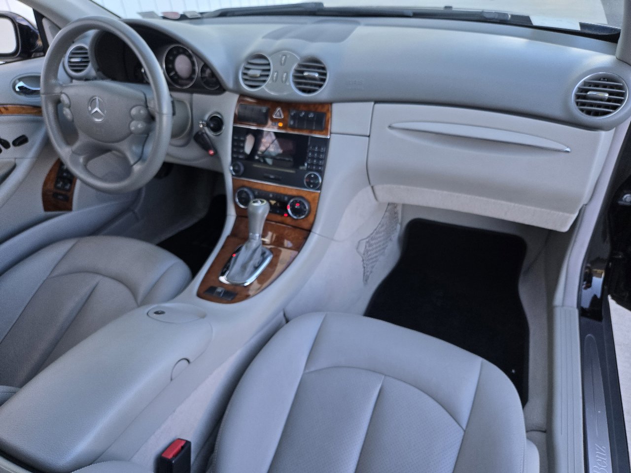 Used 2005 Mercedes-Benz CLK 500 Cabriolet image 42