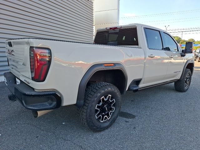 Used 2026 GMC Sierra 2500 AT4X AWD/4WD image 3