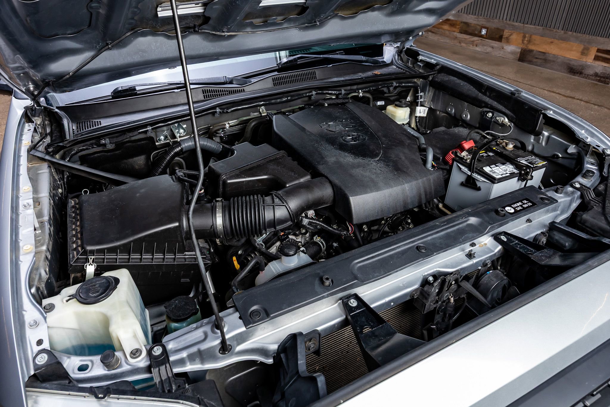 Used 2016 Toyota Tacoma TRD Sport image 40