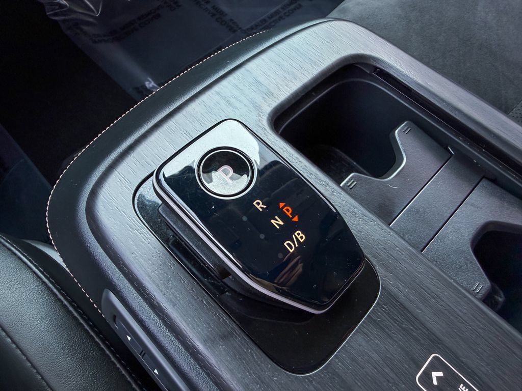 Certified 2024 Nissan Ariya AWD image 21