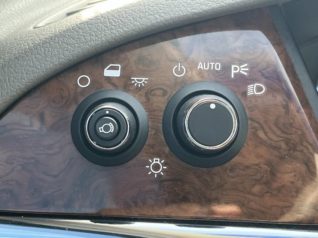 Used 2005 Buick LaCrosse CXL w/ Gold Convenience Package FWD image 31