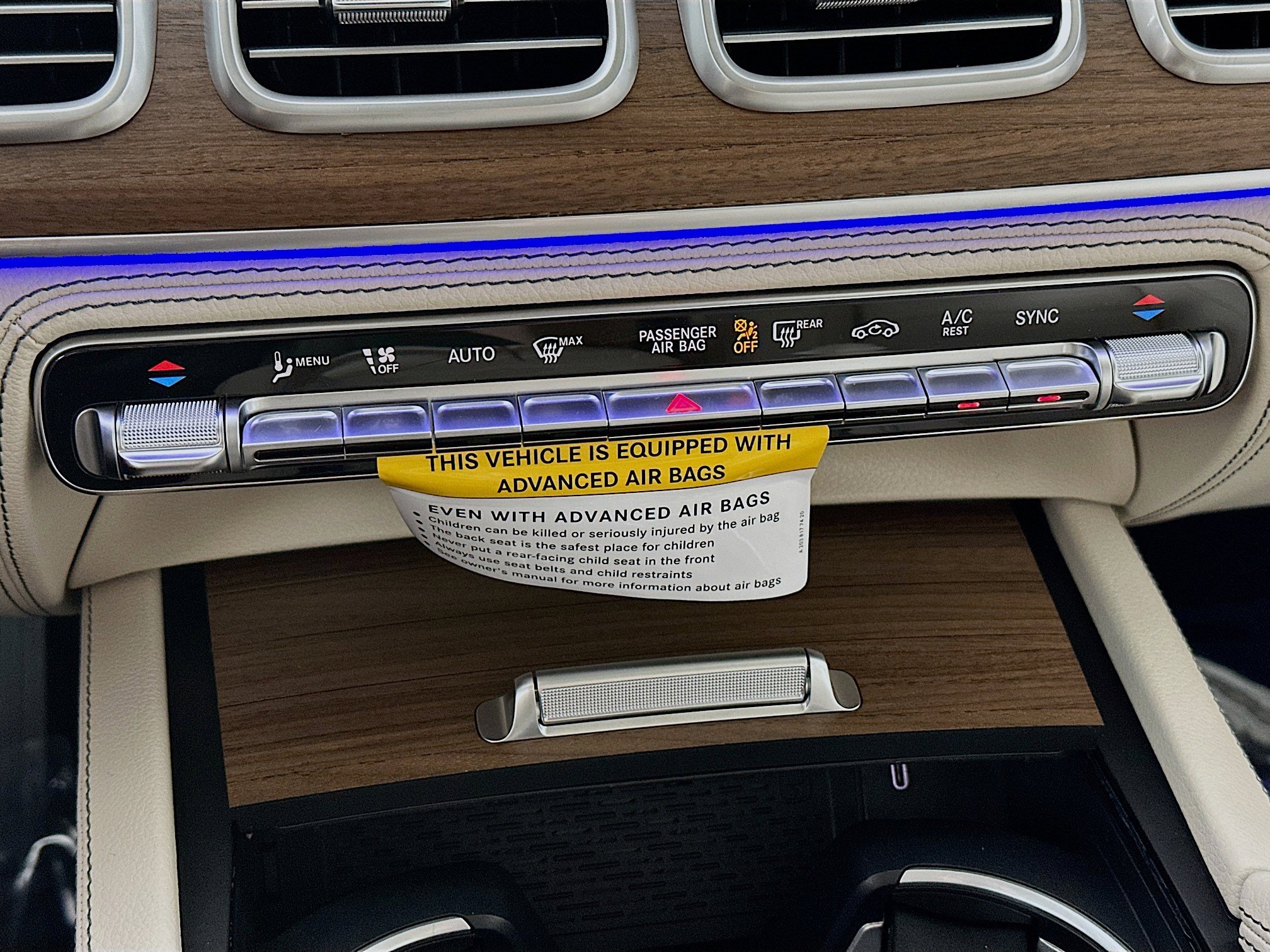 New 2026 Mercedes-Benz GLE 450 4MATIC image 16