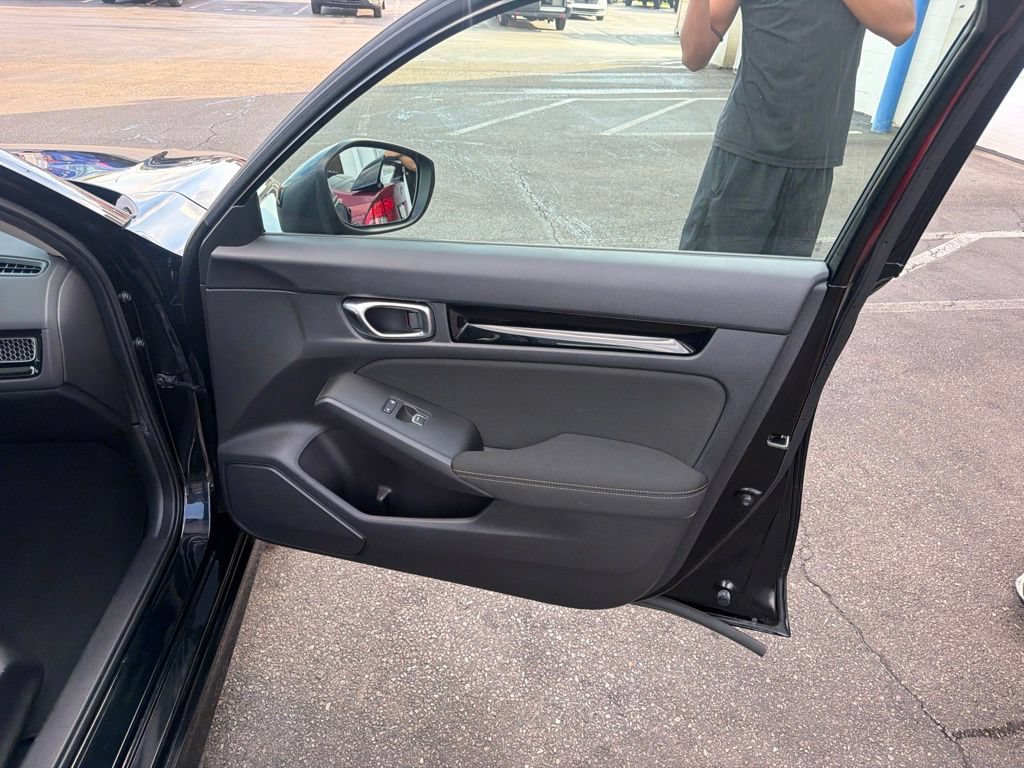 Used 2022 Honda Civic EX image 39