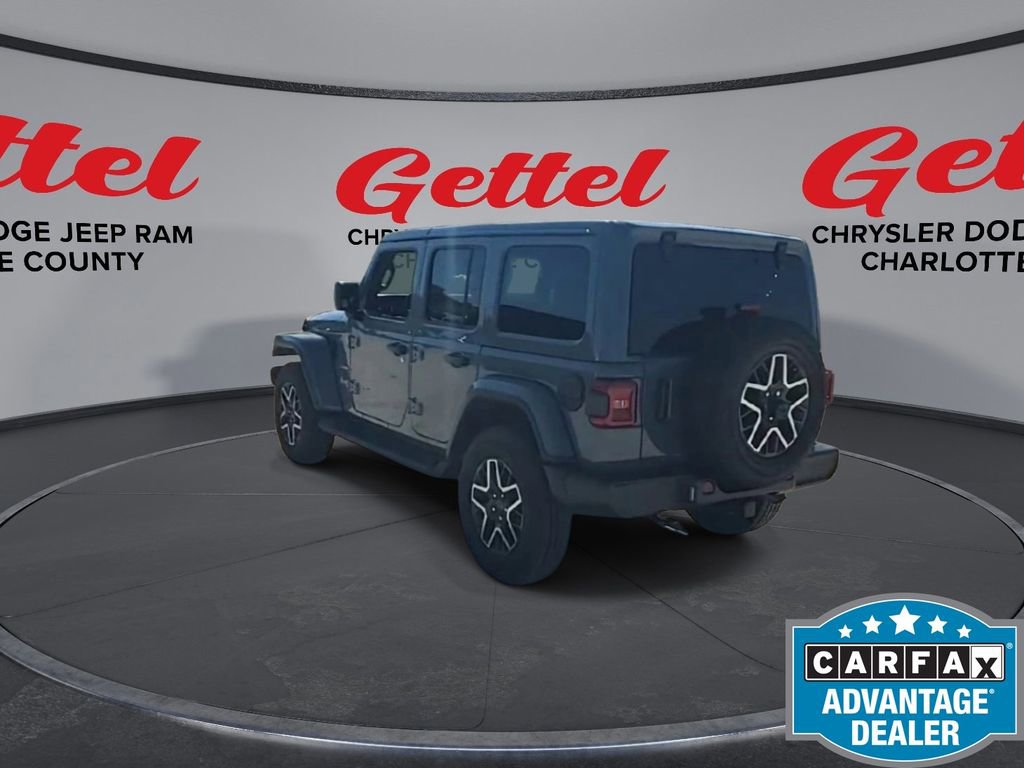 Used 2024 Jeep Wrangler Sahara image 6