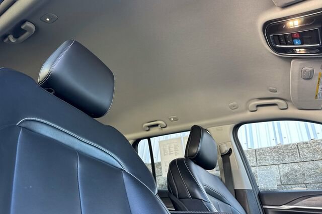 Used 2023 Jeep Grand Cherokee Limited image 14