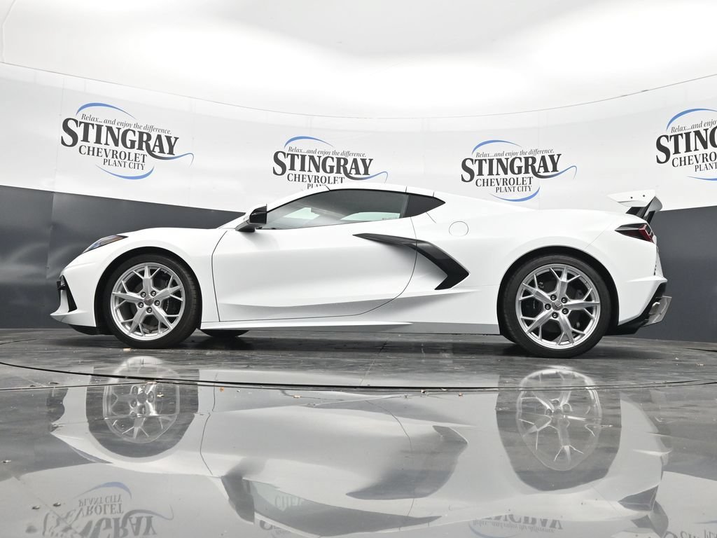Used 2020 Chevrolet Corvette Stingray Coupe w/ 1LT RWD image 29