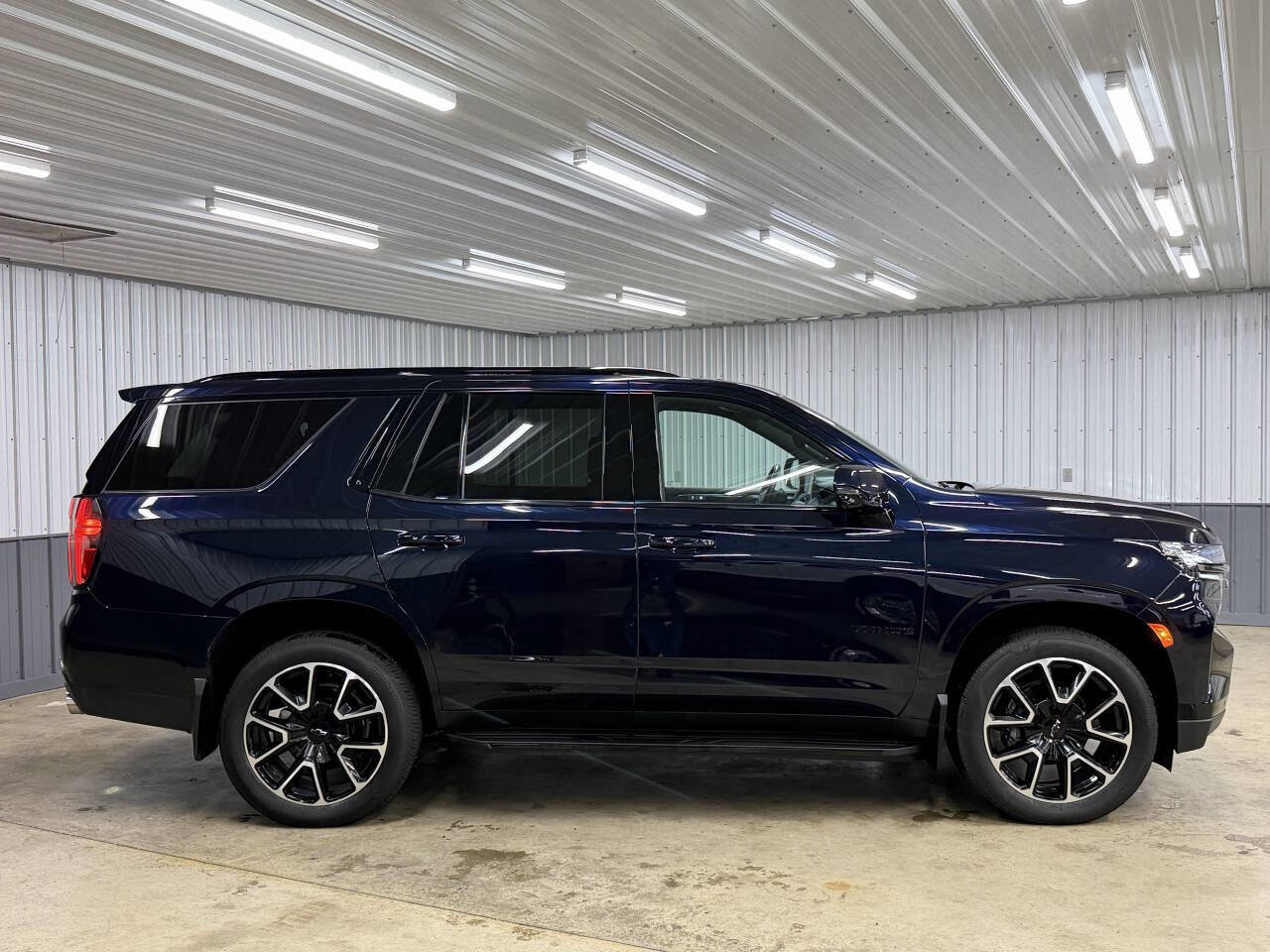 Used 2022 Chevrolet Tahoe RST w/ Sport Performance Package image 5