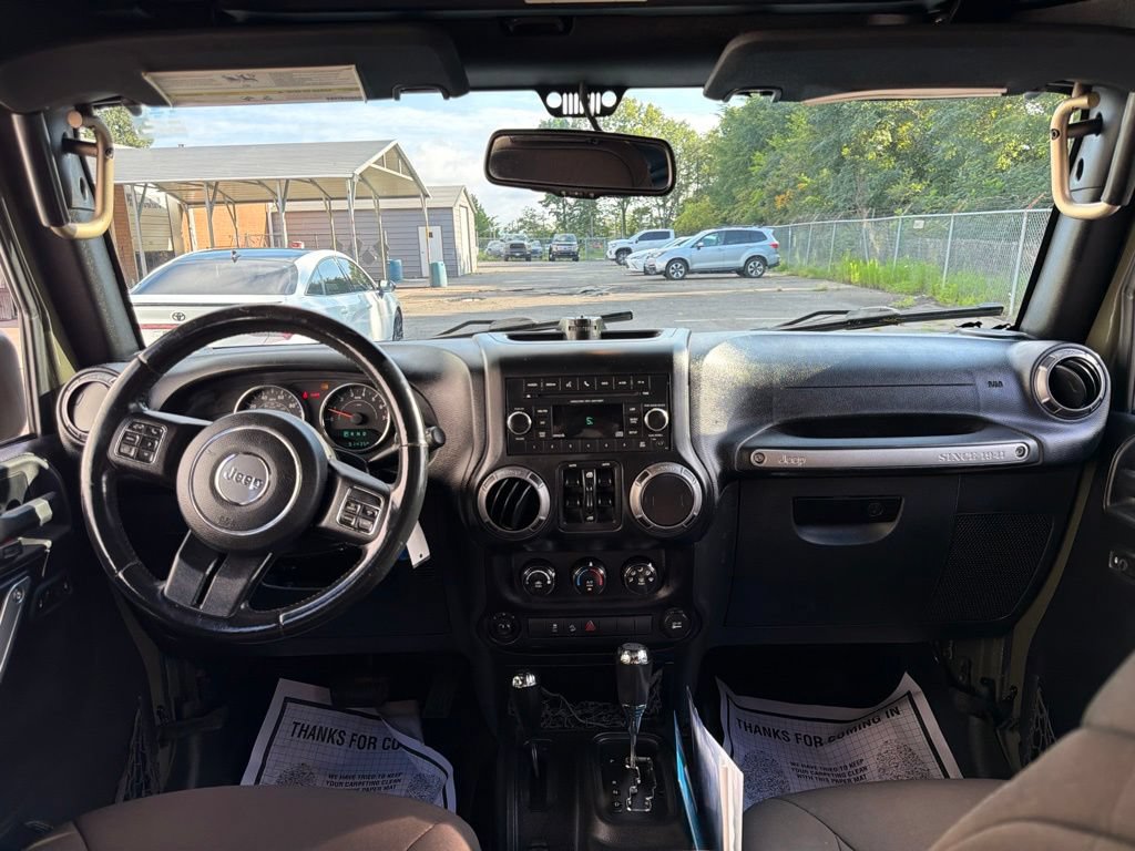 Used 2015 Jeep Wrangler Unlimited Sport w/ Quick Order Package 24S AWD/4WD image 18