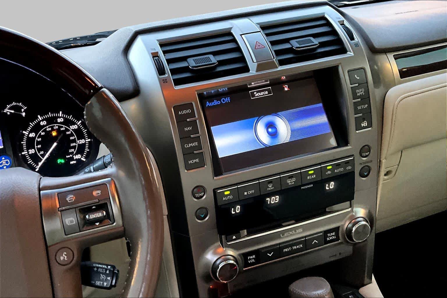 Used 2014 Lexus GX 460 Luxury AWD/4WD image 6