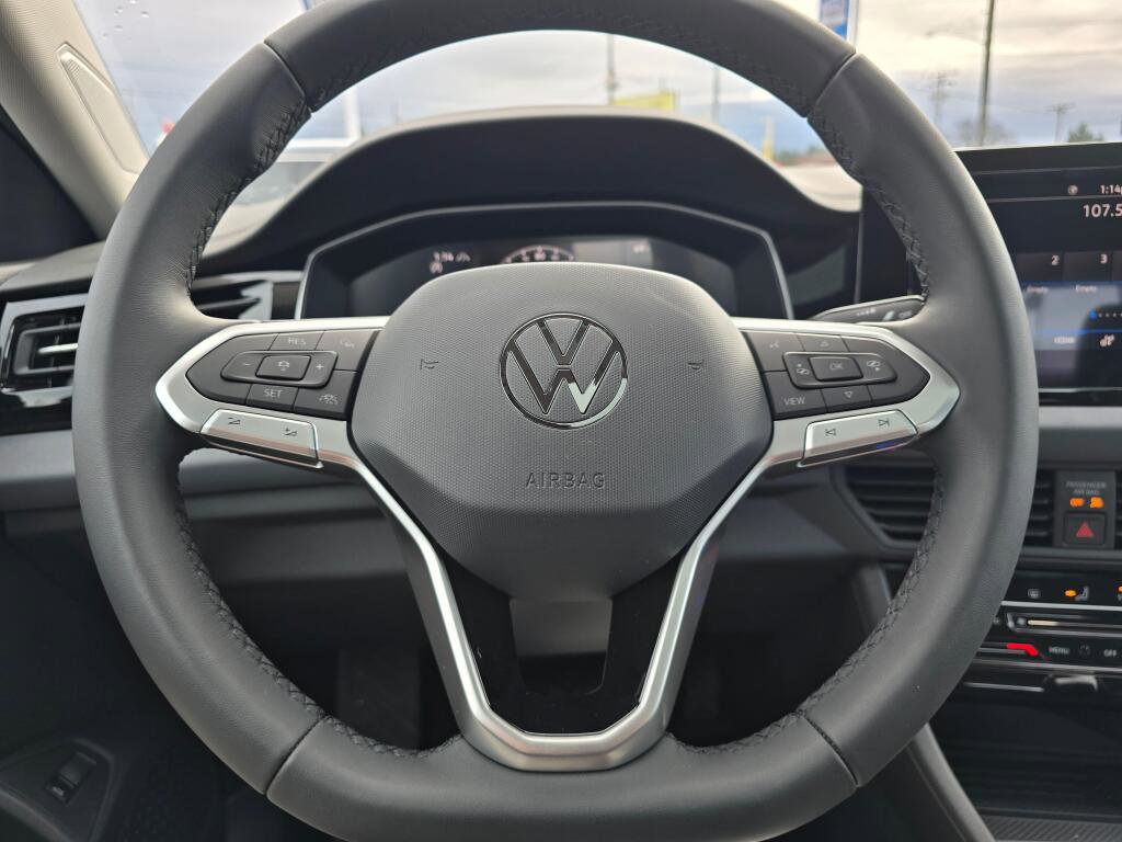New 2026 Volkswagen Jetta SE image 23