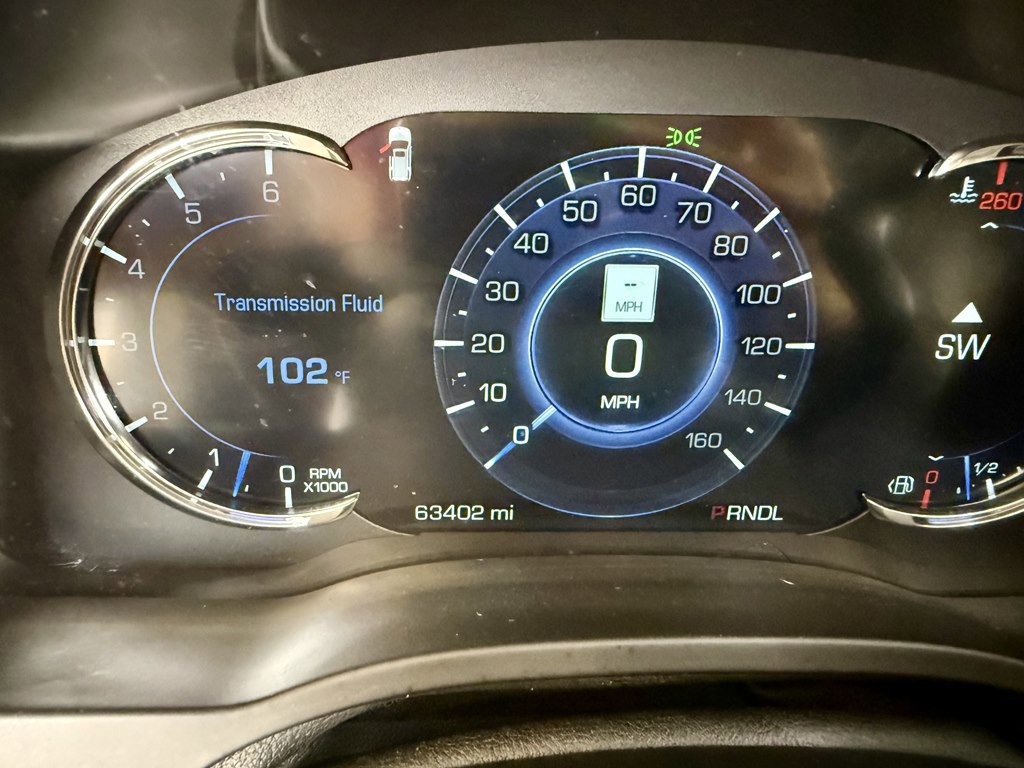 Used 2017 Cadillac Escalade Luxury AWD/4WD image 21