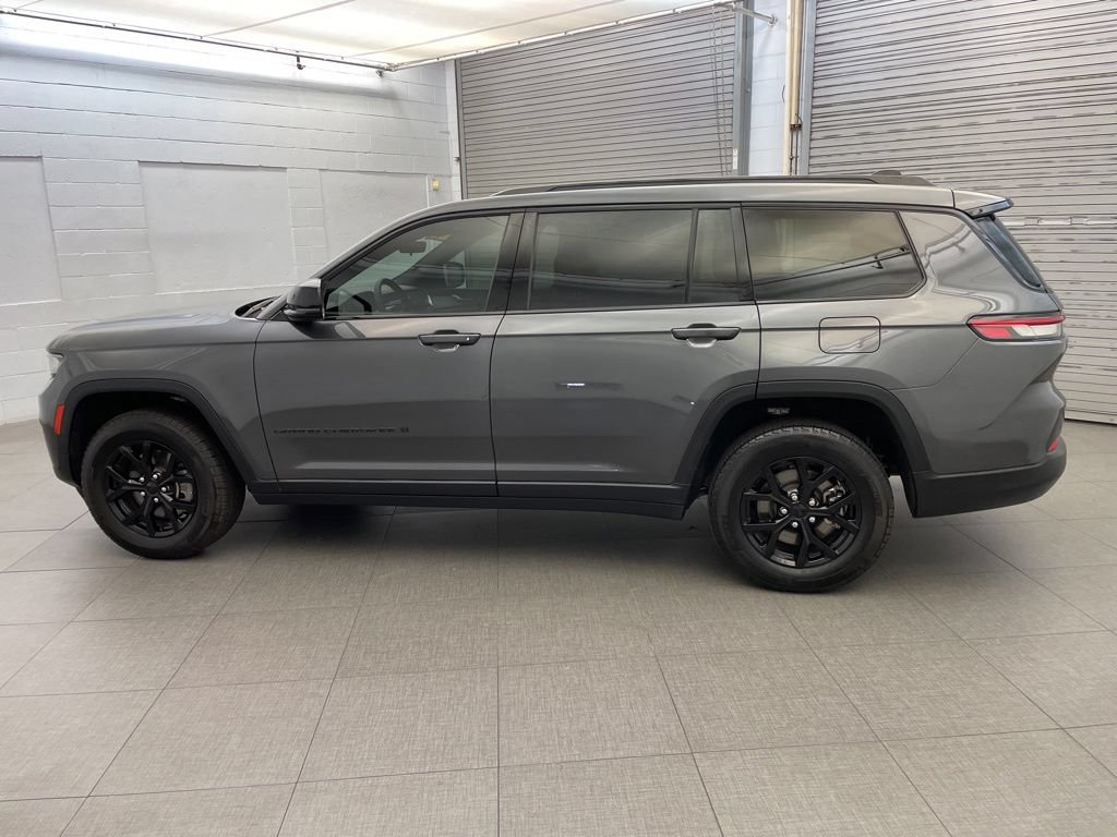 Certified 2025 Jeep Grand Cherokee L Altitude AWD/4WD image 7