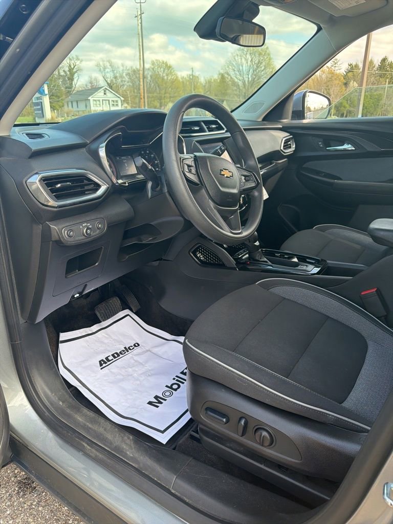 Used 2023 Chevrolet TrailBlazer LT image 9