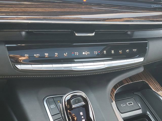 Certified 2023 Cadillac Escalade Premium Luxury w/ Performance Package AWD/4WD image 22