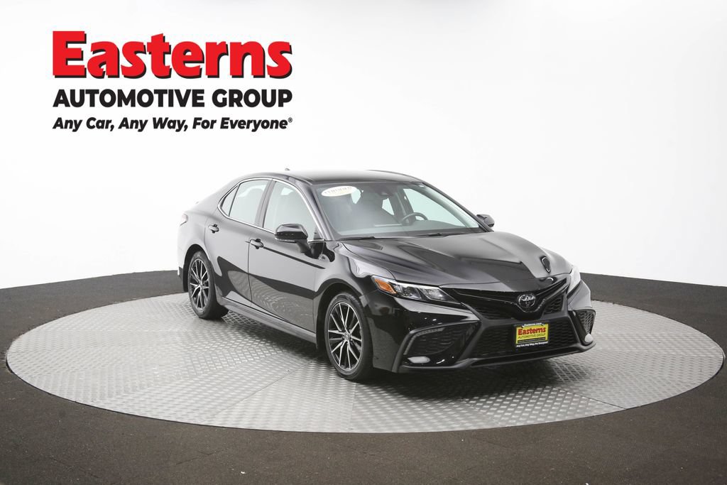 Used 2024 Toyota Camry SE w/ Cold Weather Package FWD image 49