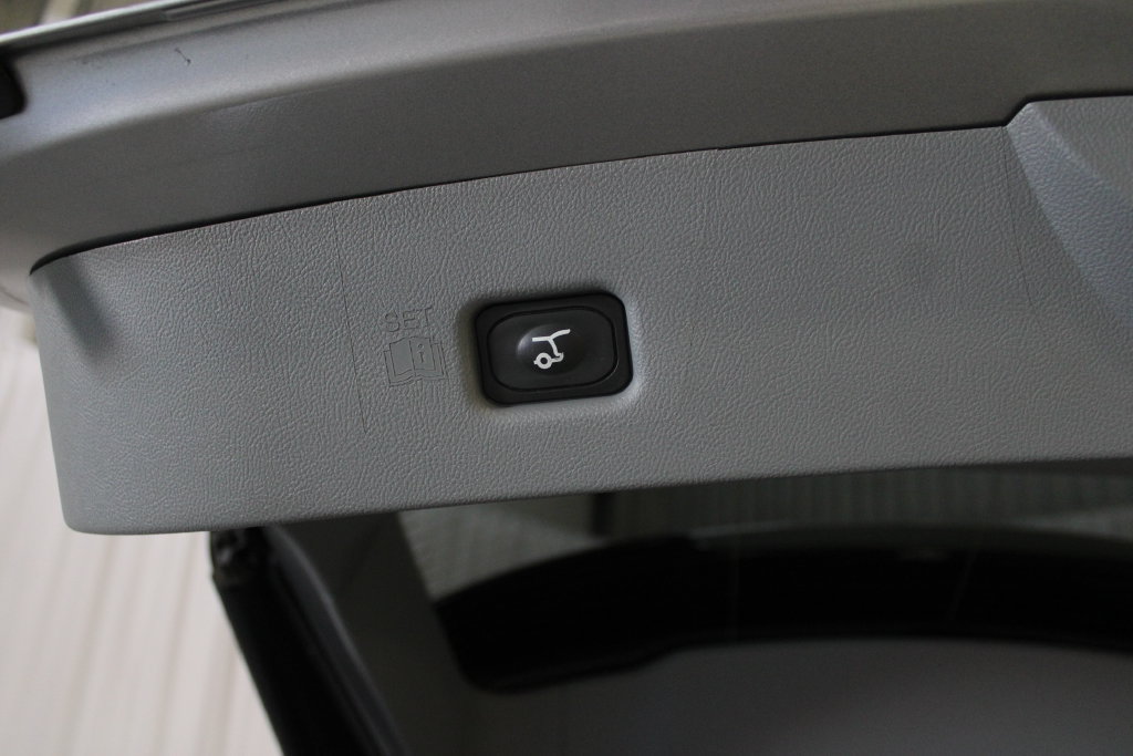 Used 2022 Lincoln Nautilus Reserve AWD/4WD image 36