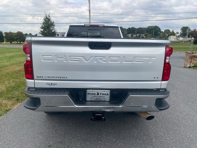 Used 2022 Chevrolet Silverado 2500 LT w/ Convenience Package image 5
