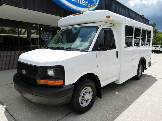 Used 2008 Chevrolet Express 3500 w/ School Bus Package RWD image 2