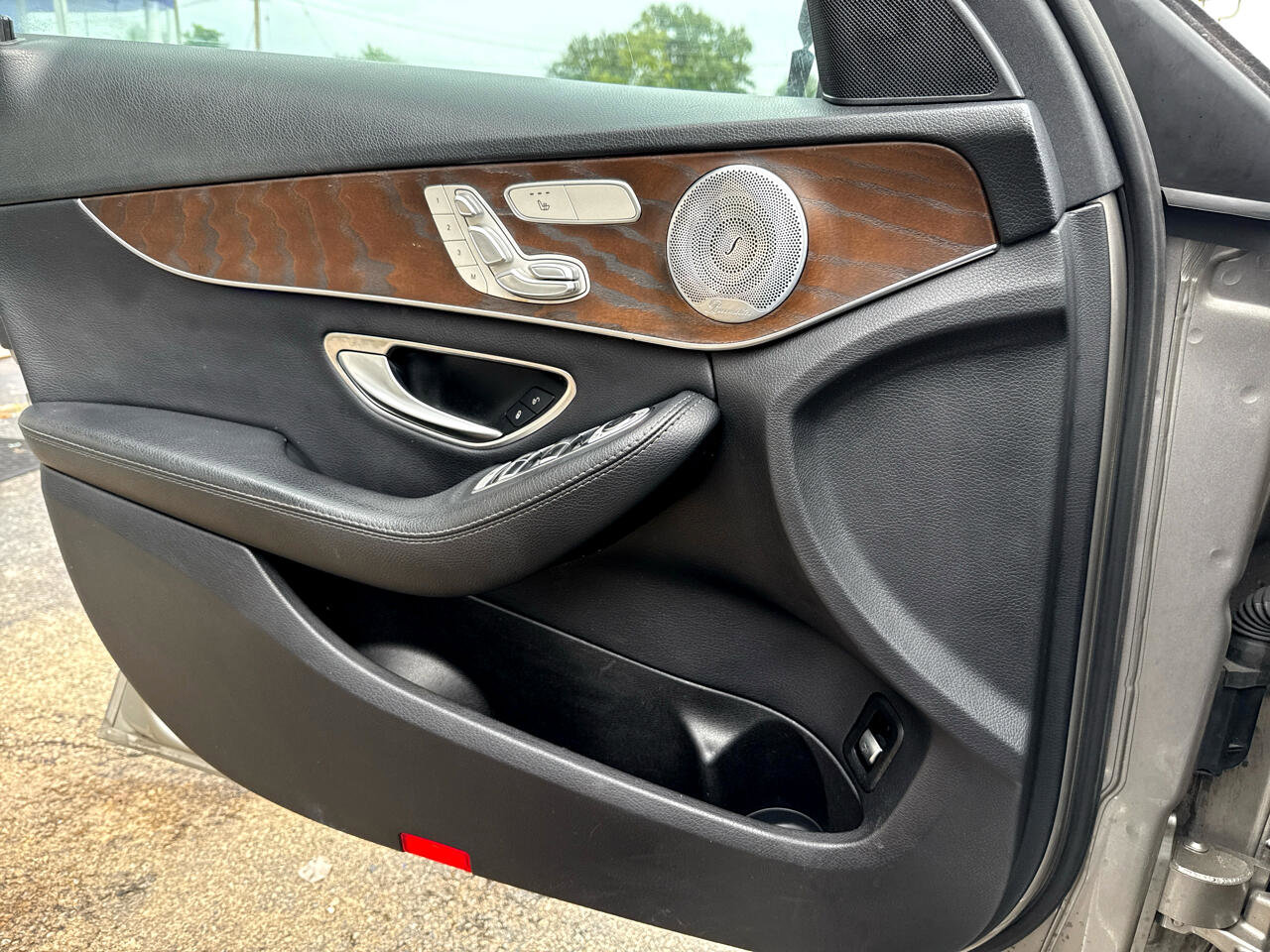 Used 2020 Mercedes-Benz C 300 4MATIC Sedan w/ Premium Package image 21