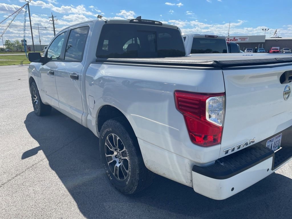 Used 2022 Nissan Titan SV RWD image 5