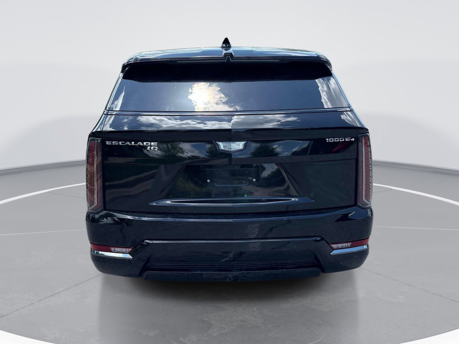 Used 2025 Cadillac Escalade IQ Sport 2 AWD/4WD image 7