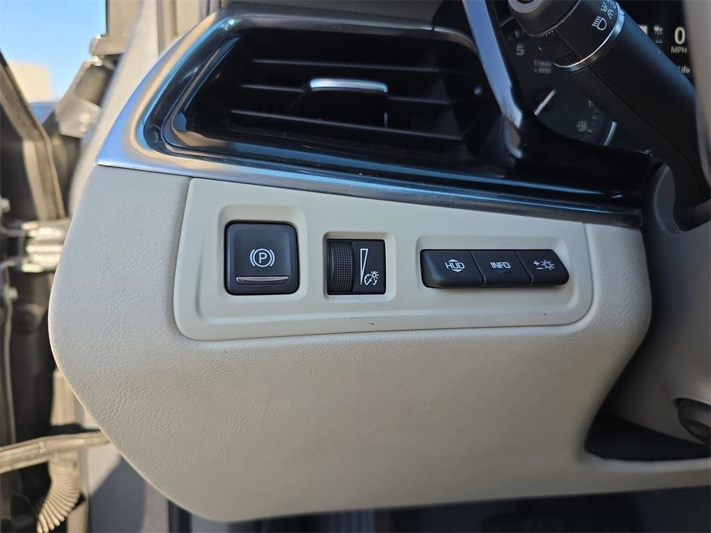 Used 2020 Cadillac XT6 Premium Luxury image 34