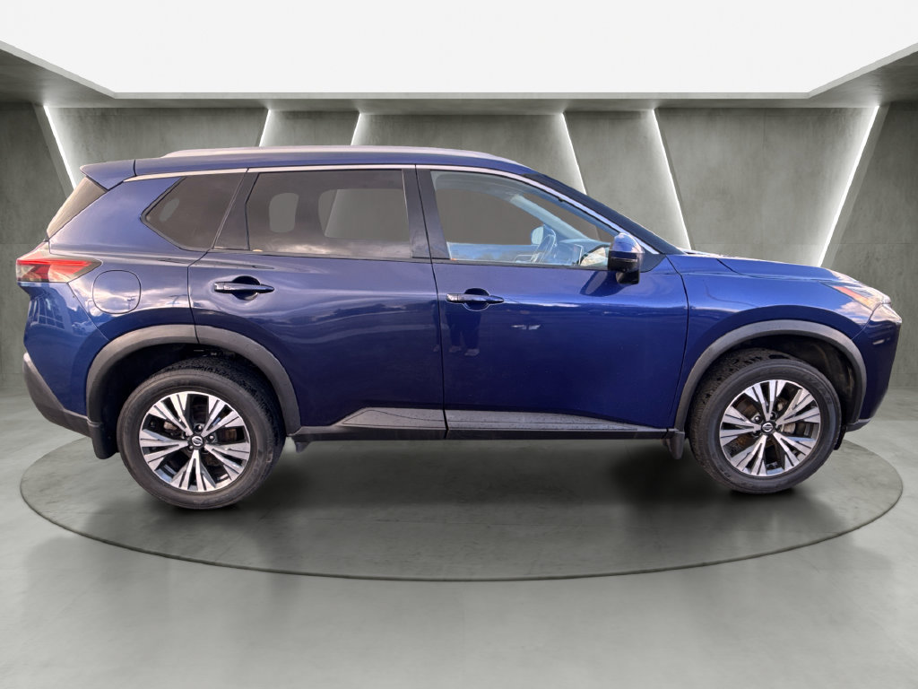 Used 2021 Nissan Rogue SV w/ Premium Package AWD/4WD image 2
