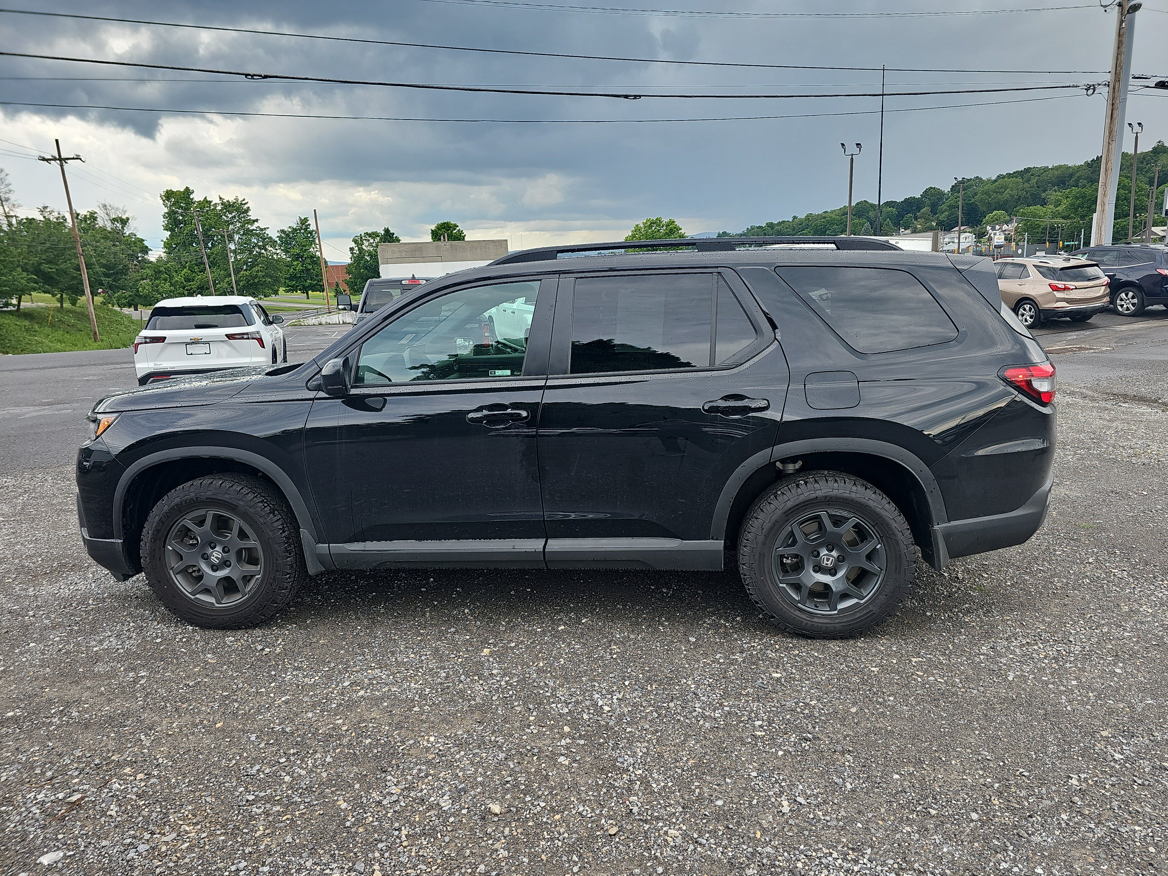 Used 2026 Honda Pilot TrailSport image 7
