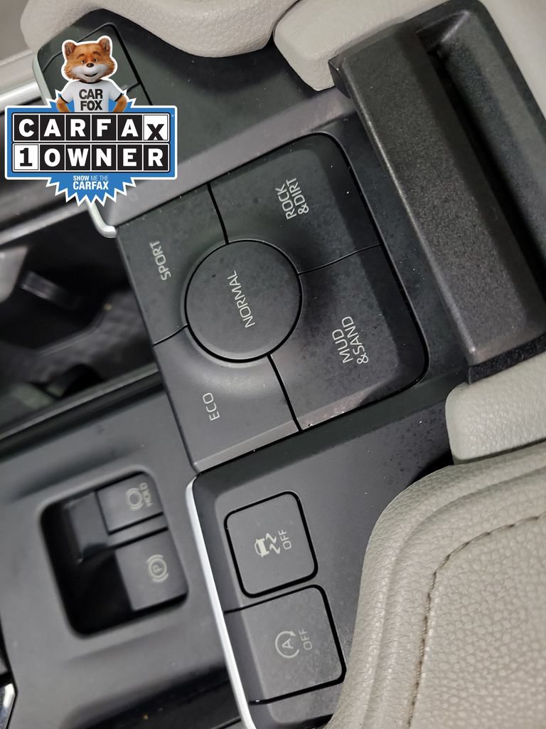 Used 2024 Toyota Grand Highlander AWD image 18