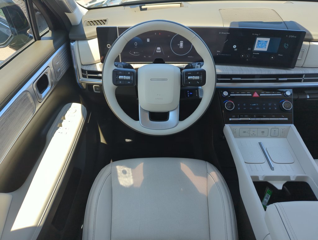 Used 2024 Hyundai Santa Fe Calligraphy FWD image 13