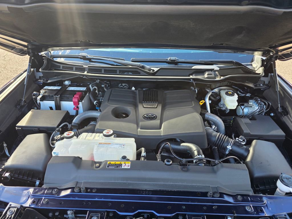 Used 2024 Toyota Tundra Limited w/ TRD Off-Road Package image 28