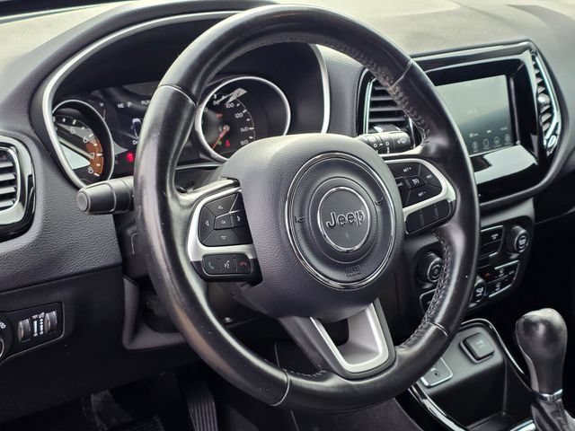 Used 2020 Jeep Compass Latitude FWD image 14