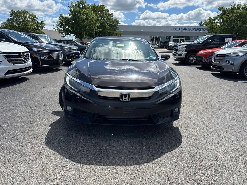 Used 2016 Honda Civic Touring image 2
