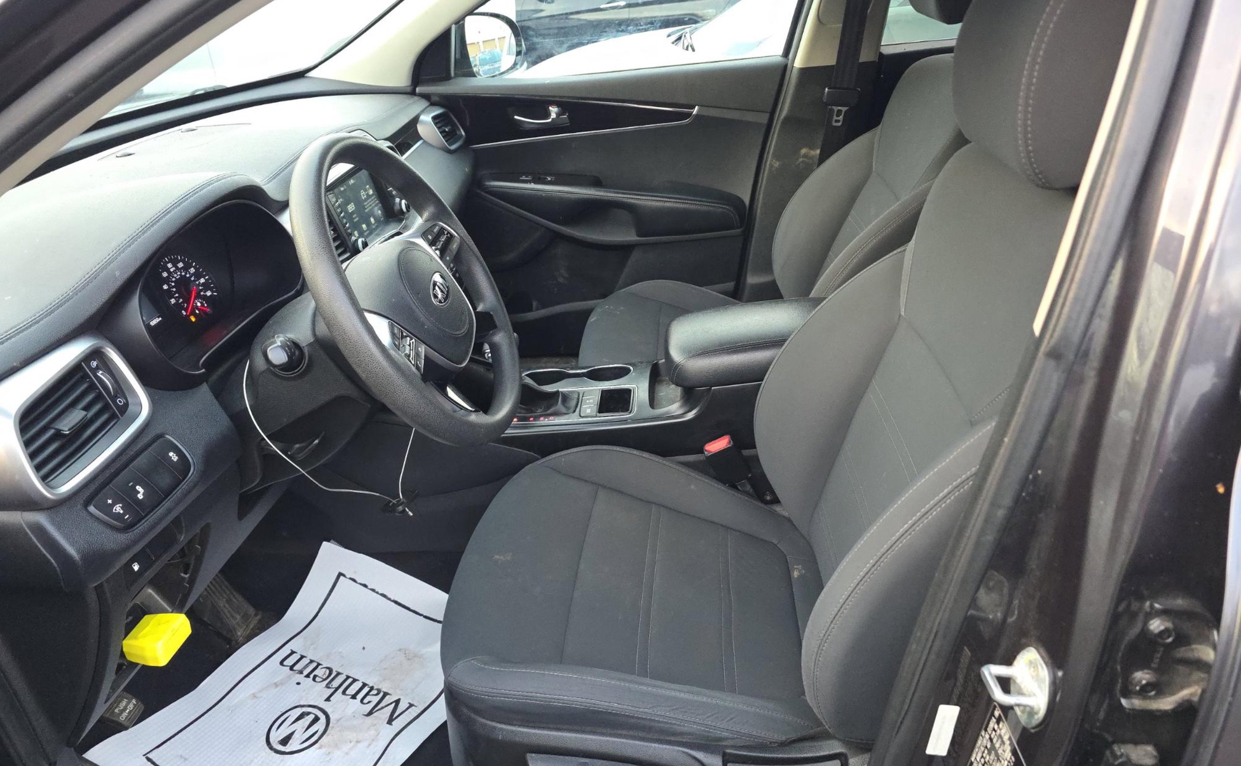 Used 2019 Kia Sorento LX image 6