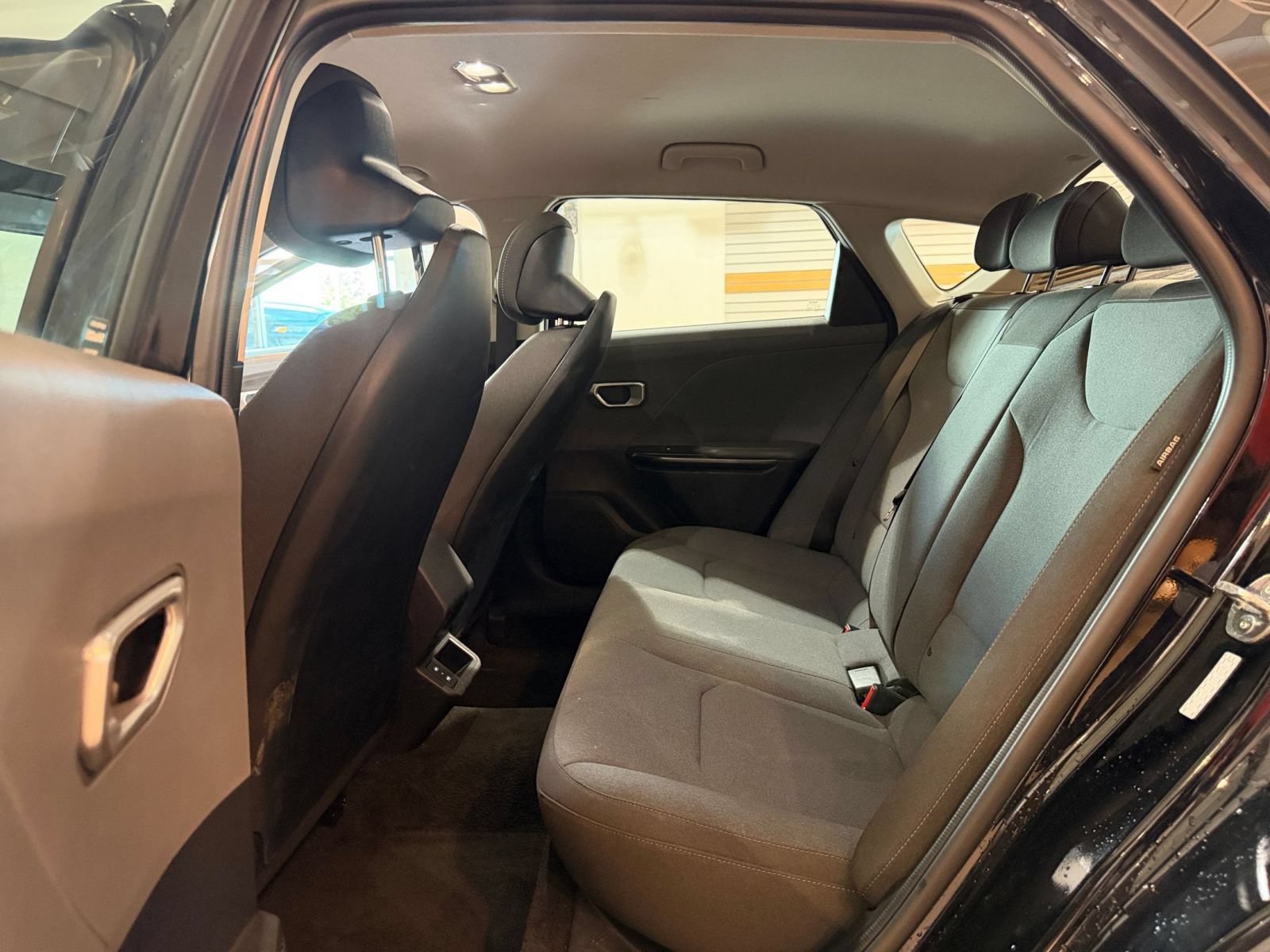 Used 2025 Kia K4 FWD image 25