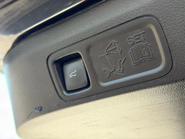 Used 2019 Ford Expedition XLT w/ Equipment Group 202A image 28