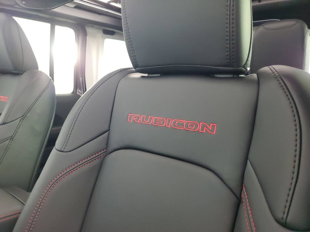 New 2026 Jeep Wrangler Unlimited Rubicon AWD/4WD image 32
