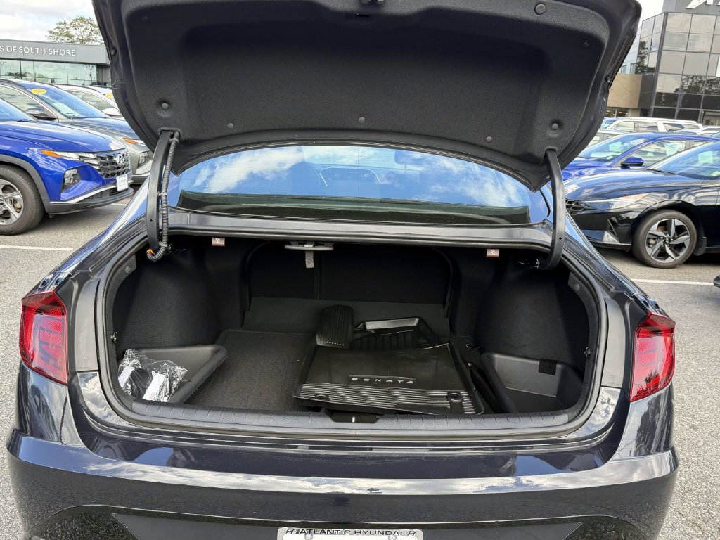 Certified 2023 Hyundai Sonata SEL w/ Cargo Package FWD image 7