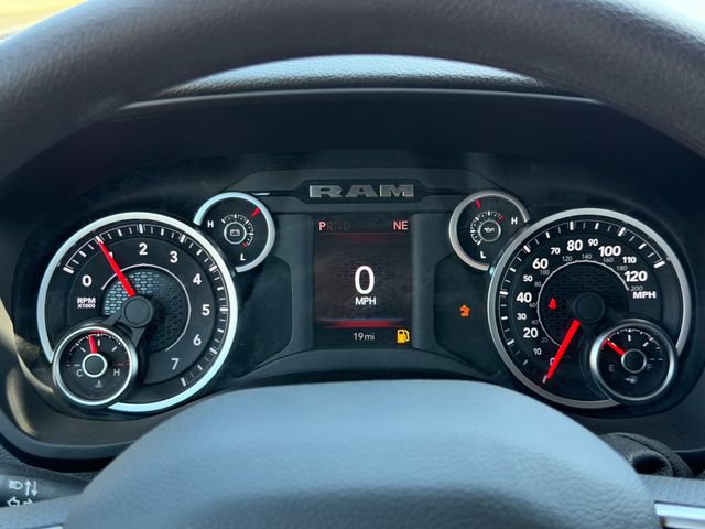 New 2026 RAM 2500 Tradesman AWD/4WD image 32