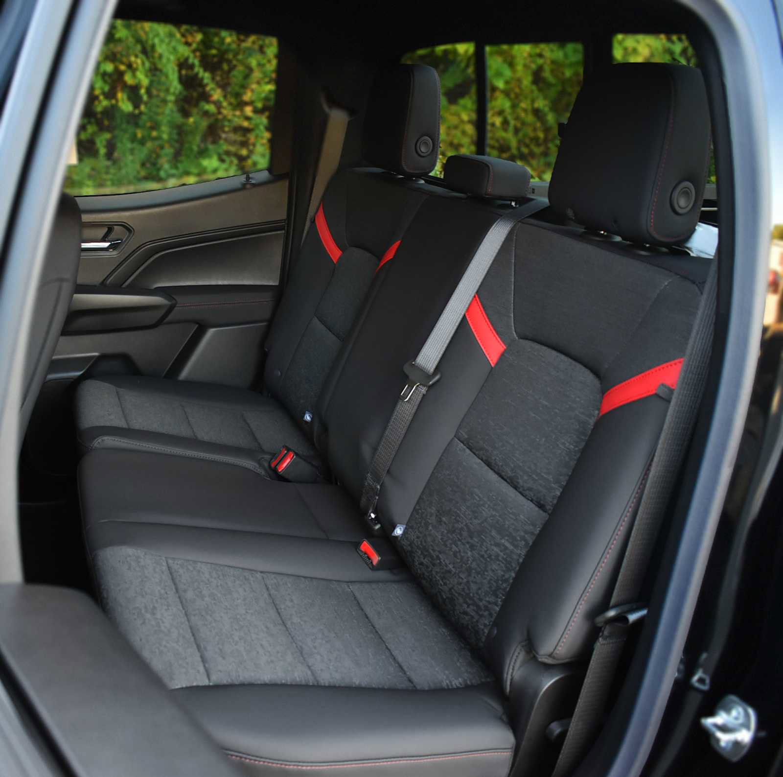 New 2026 Chevrolet Colorado Z71 image 11