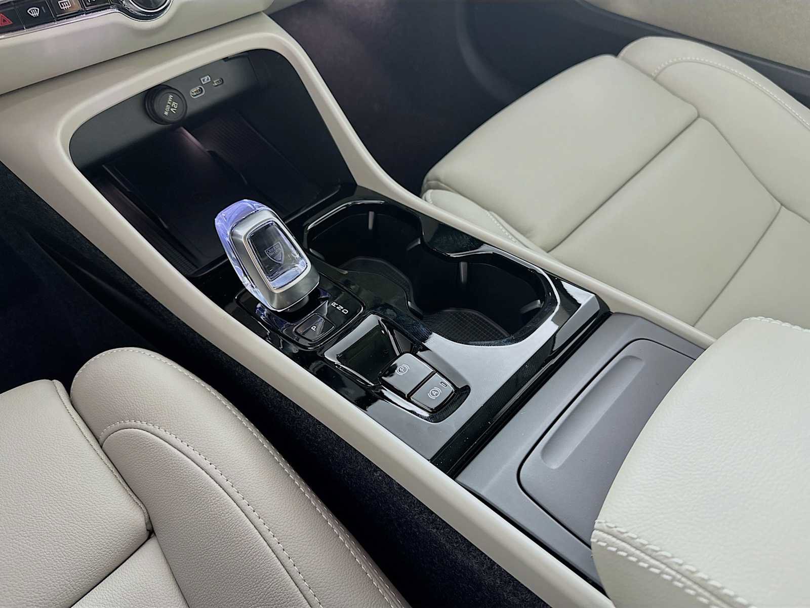 New 2026 Volvo XC40 B4 Plus w/ Protection Package image 16